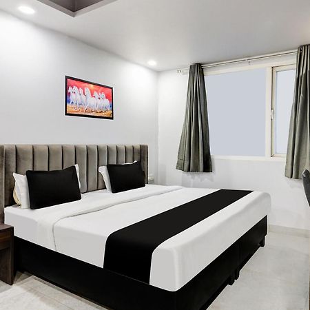 Super Collection O Shalimar Bagh Hotel Delhi  Exterior foto